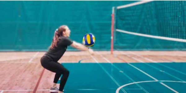 How To Bump A Volleyball Volley Ball Science 0963