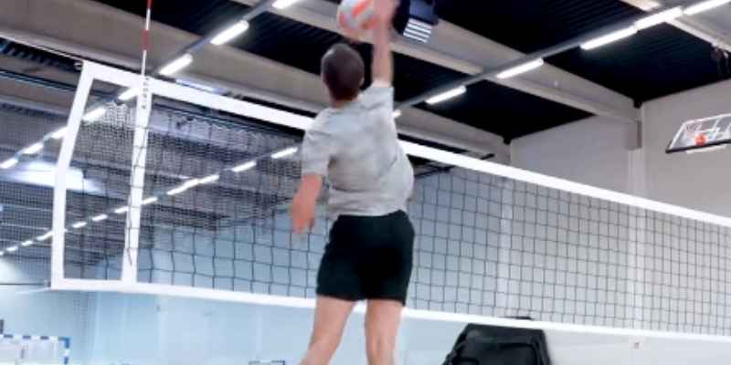 Volleyball Spike Steps