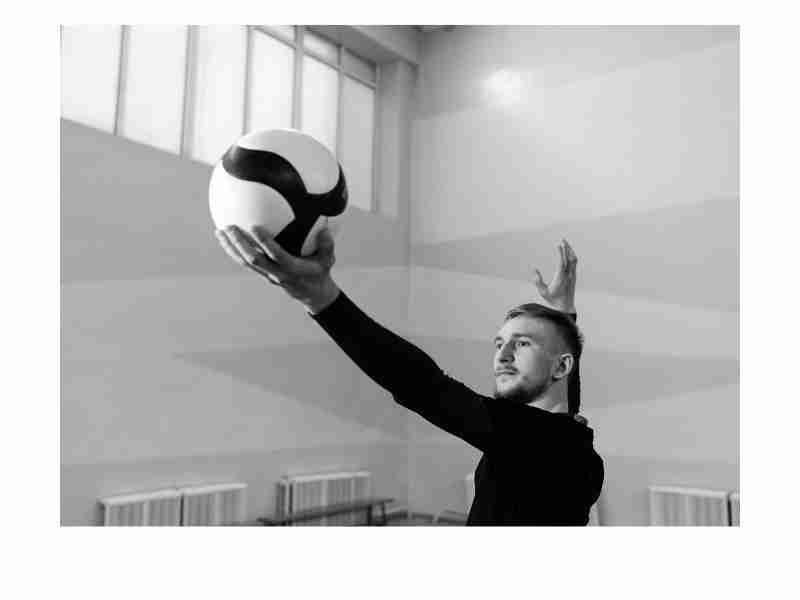 Can a Libero serve in volleyball?