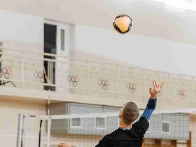 What is the hardest serve in volleyball?
